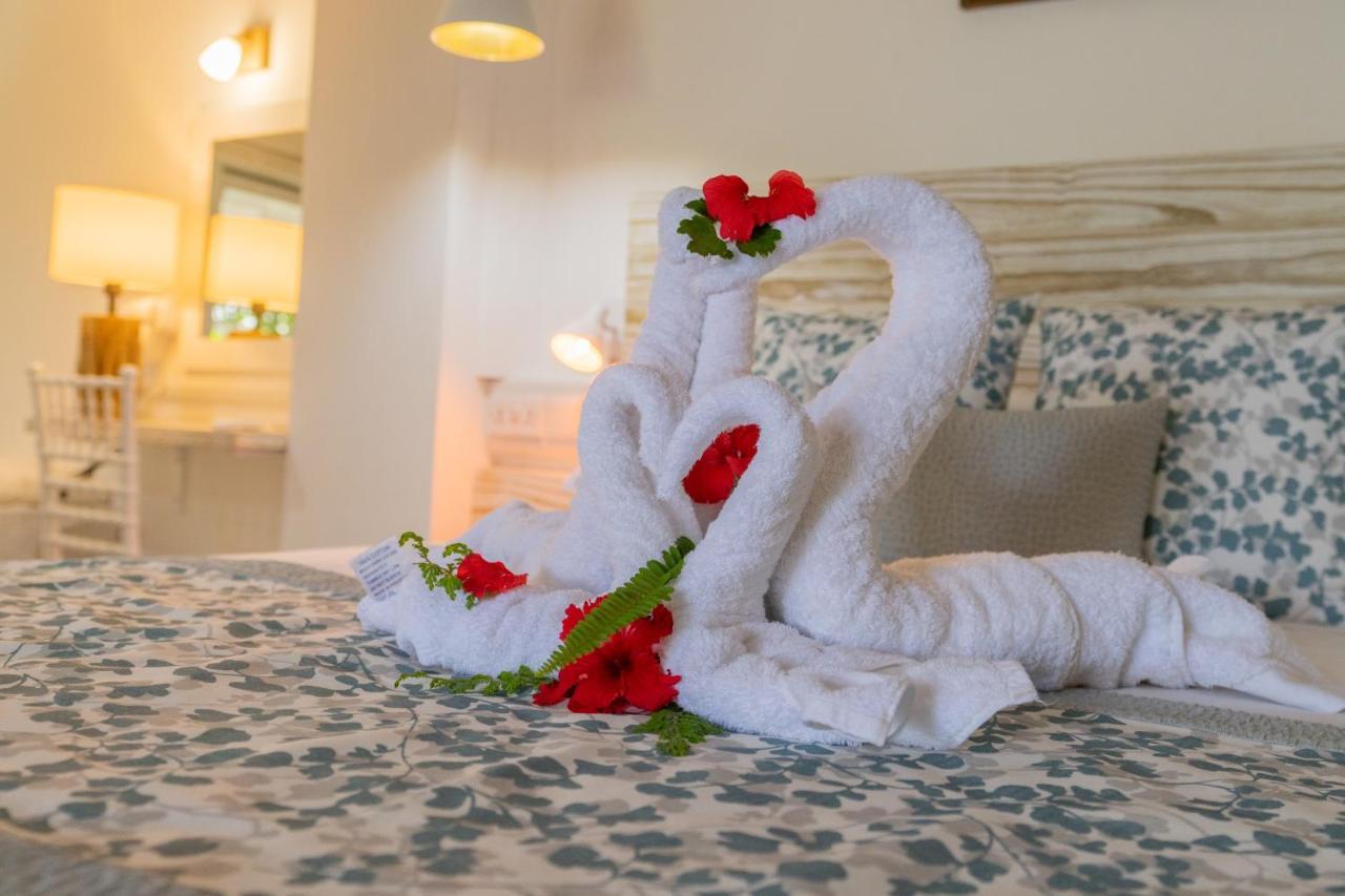 Romance Bungalows Beau Vallon  Bagian luar foto