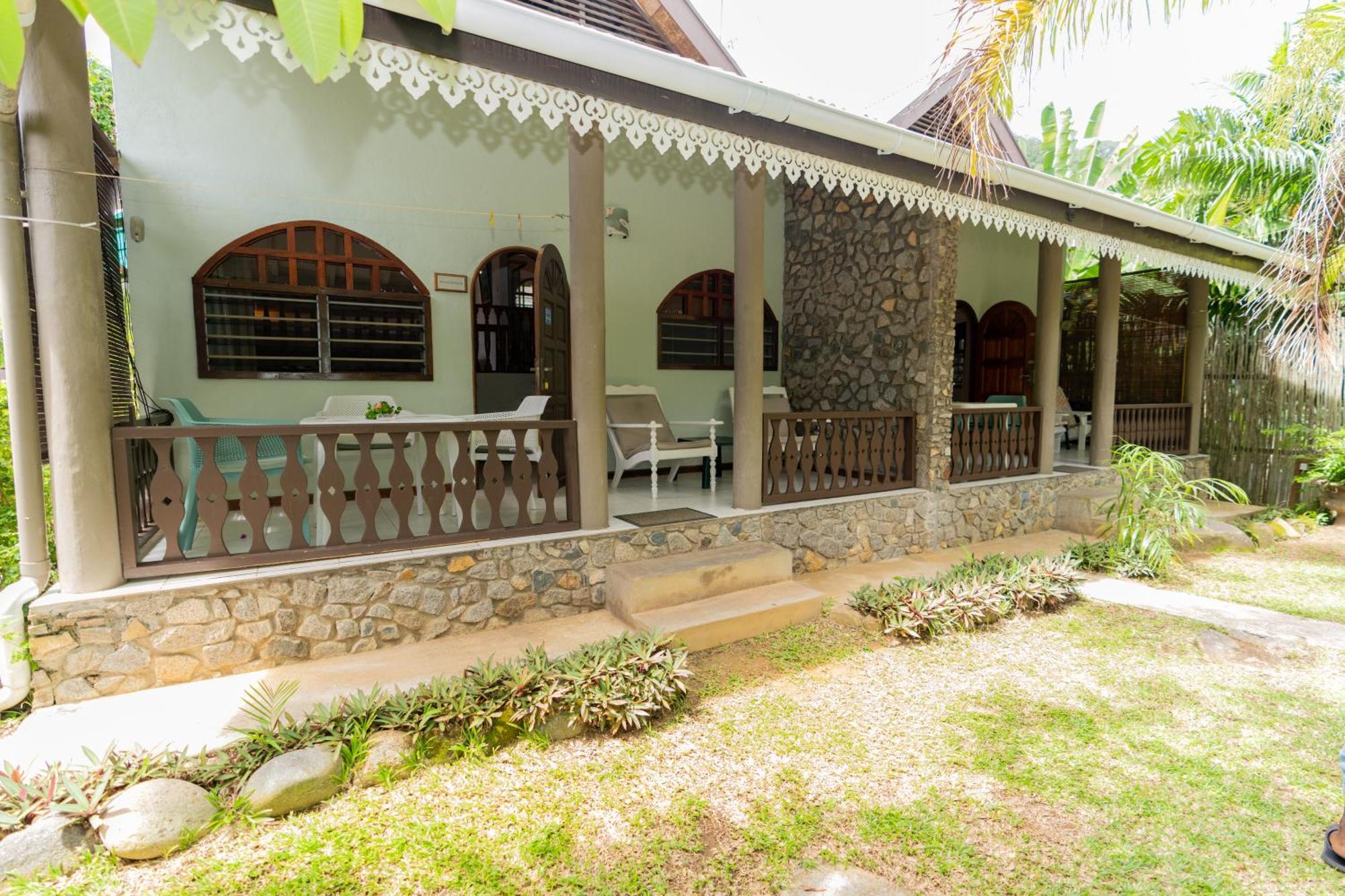 Romance Bungalows Beau Vallon  Bagian luar foto
